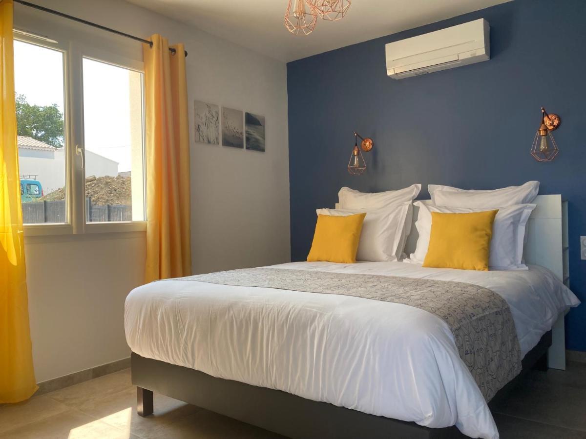 Domaine Forvent Bed & Breakfast Saint-Julien-de-Peyrolas ภายนอก รูปภาพ
