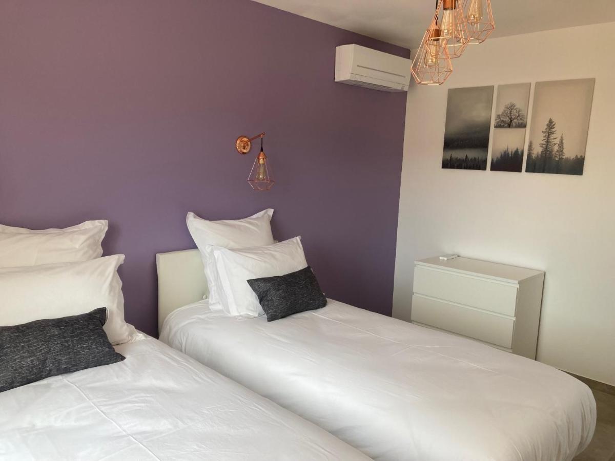 Domaine Forvent Bed & Breakfast Saint-Julien-de-Peyrolas ภายนอก รูปภาพ