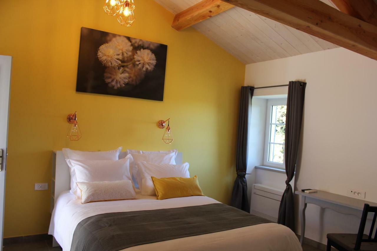 Domaine Forvent Bed & Breakfast Saint-Julien-de-Peyrolas ภายนอก รูปภาพ